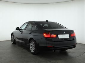 BMW 3 - 2013
