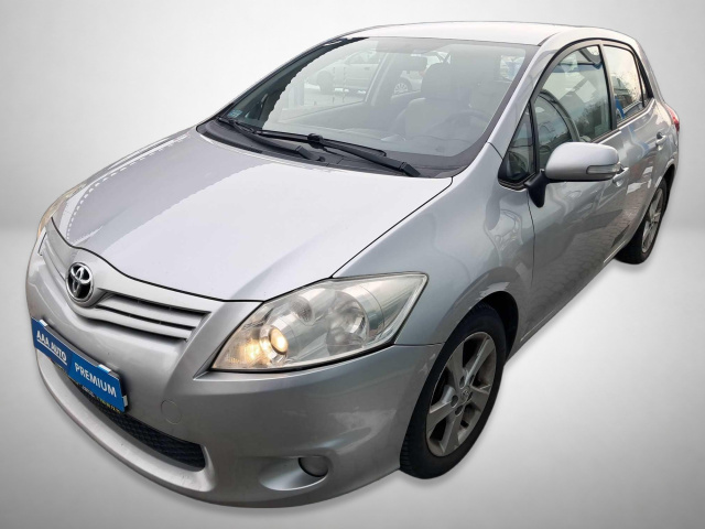 Toyota Auris 2010