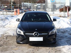 Mercedes-Benz CLA - 2015