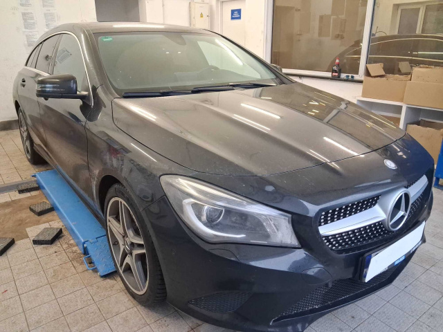 Mercedes-Benz CLA 2015