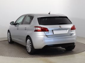 Peugeot 308 - 2016