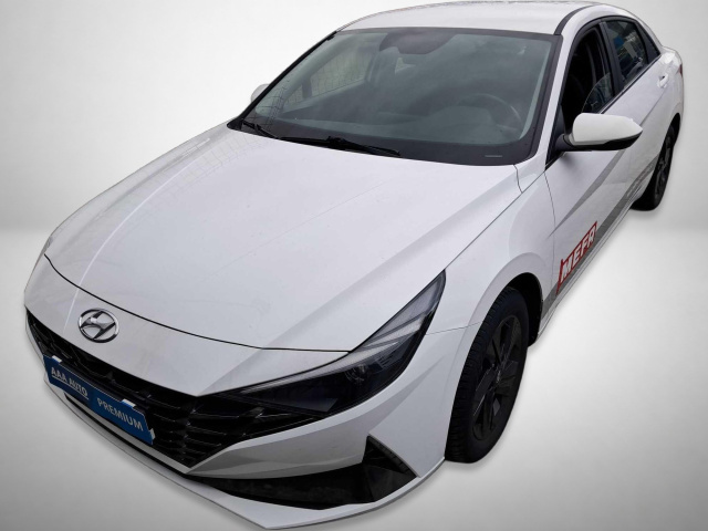 Hyundai Elantra 2021