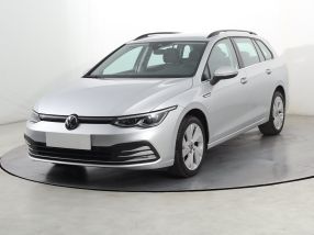 Volkswagen Golf - 2022