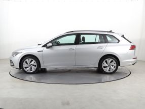 Volkswagen Golf - 2022