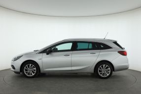 Opel Astra - 2022
