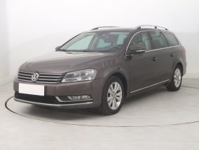 Volkswagen Passat - 2012