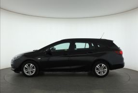 Opel Astra - 2021