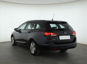 Opel Astra - 2021