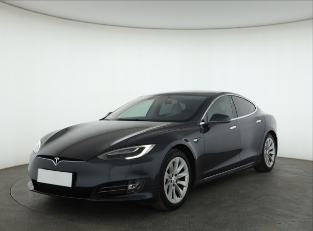 Tesla Model S 75D
