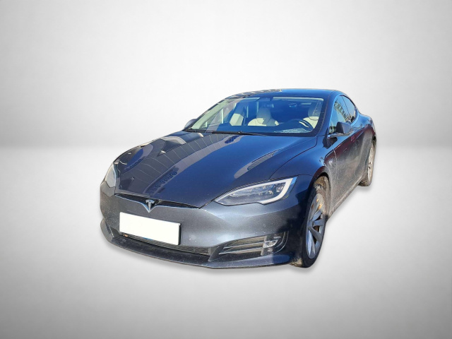Tesla Model S 2018