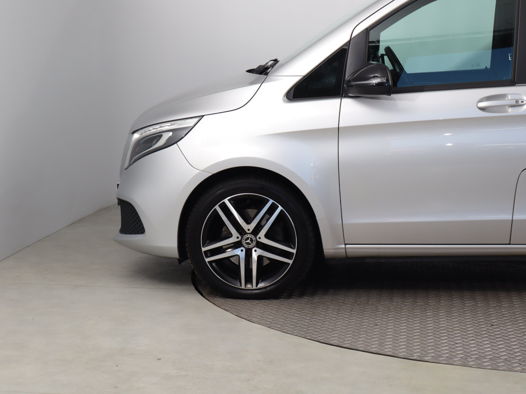 Mercedes-Benz V