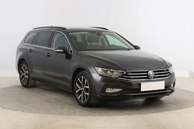 Volkswagen Passat 2023