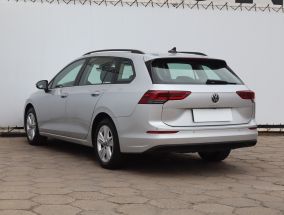 Volkswagen Golf - 2021