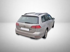 Volkswagen Golf - 2020