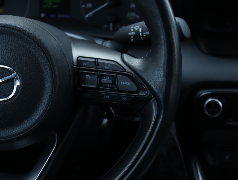 Mazda 2, 2022