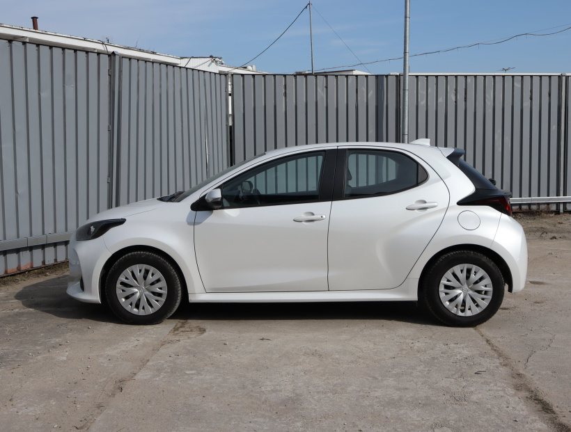 Mazda 2, 2022