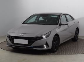 Hyundai Elantra - 2023