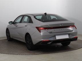 Hyundai Elantra - 2023
