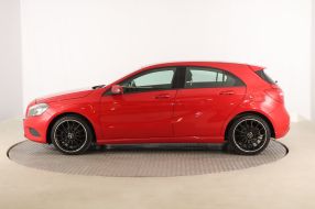 Mercedes-Benz A - 2014