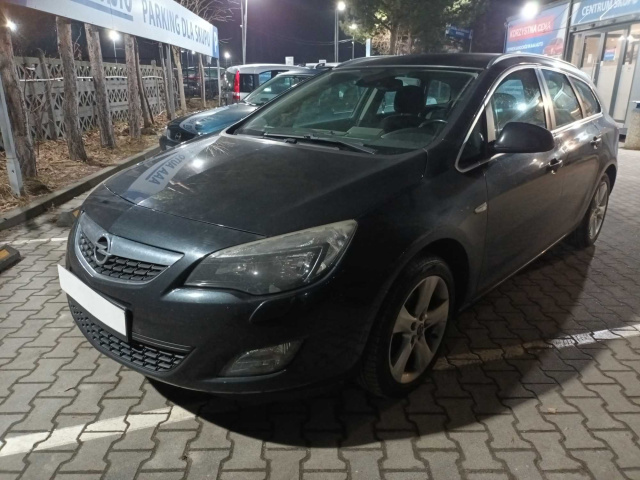 Opel Astra 2012