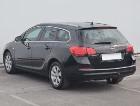 Opel Astra - 2015