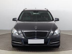 Mercedes-Benz E - 2012