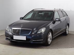 Mercedes-Benz E - 2012