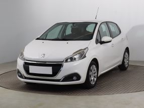 Peugeot 208 - 2015