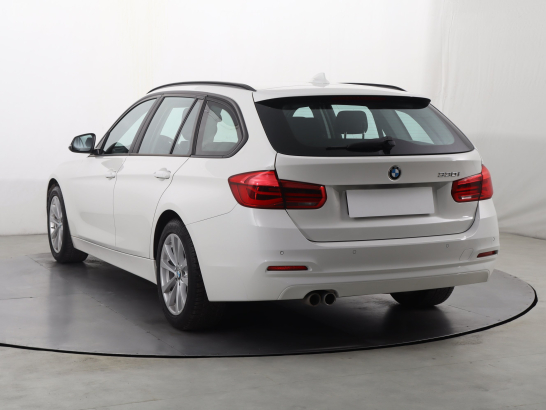 BMW 330 i
