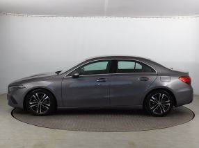 Mercedes-Benz A - 2023