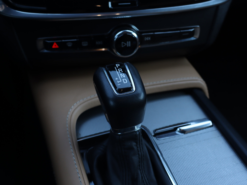 Volvo V90 Cross Country