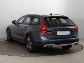 Volvo V90 Cross Country - 2017