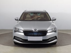 Škoda Superb - 2022