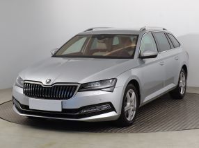 Škoda Superb - 2022