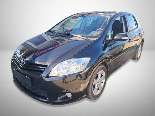 Toyota Auris 2012