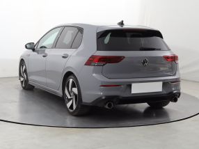 Volkswagen Golf - 2020