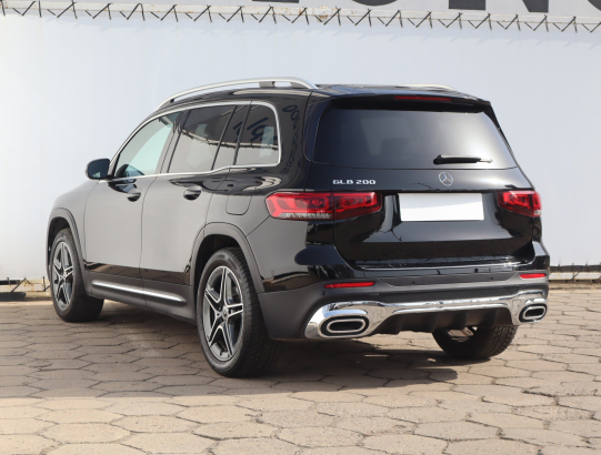 Mercedes-Benz GLB 200