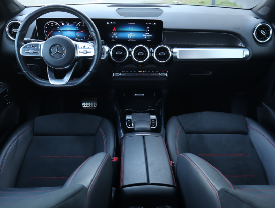 Mercedes-Benz GLB 200