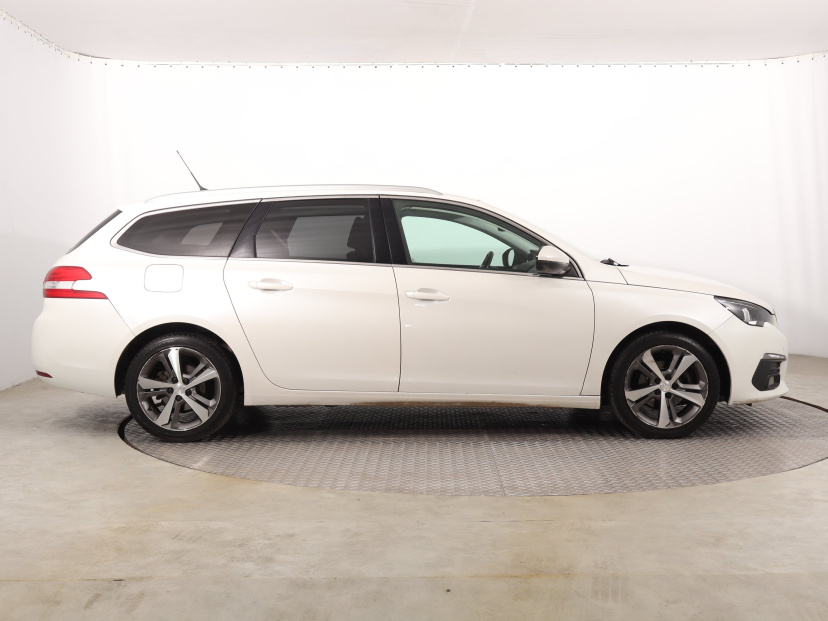 Peugeot 308, 2018