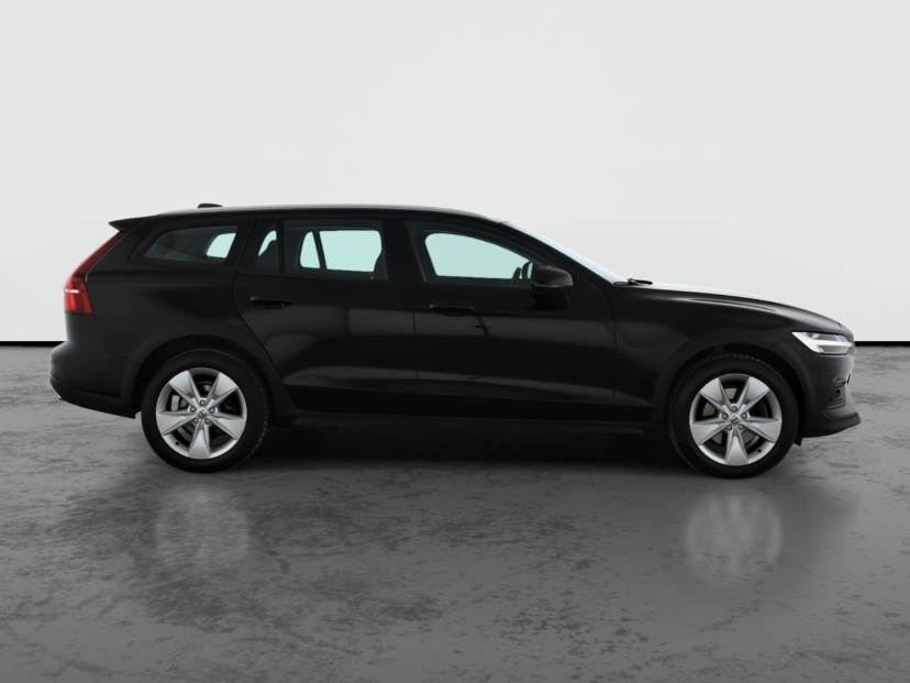 Volvo V60 Cross Country, 2021