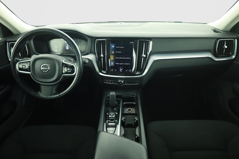 Volvo V60 Cross Country, 2021