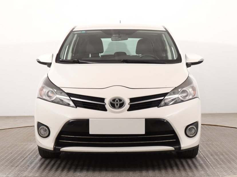 Toyota Verso, 2014