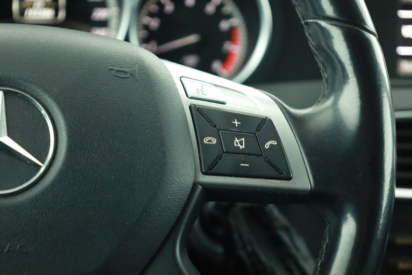 Mercedes-Benz C, 2012