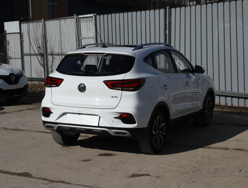 MG ZS SUV