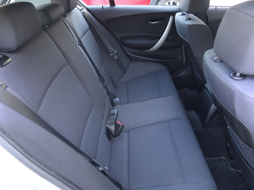 BMW 1, 2011