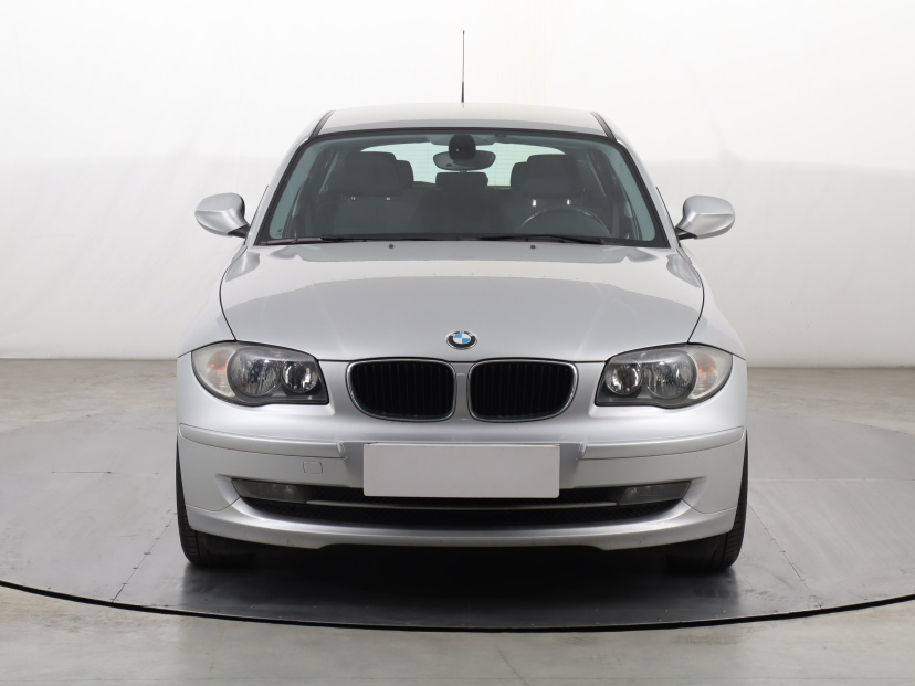 BMW 1, 2011