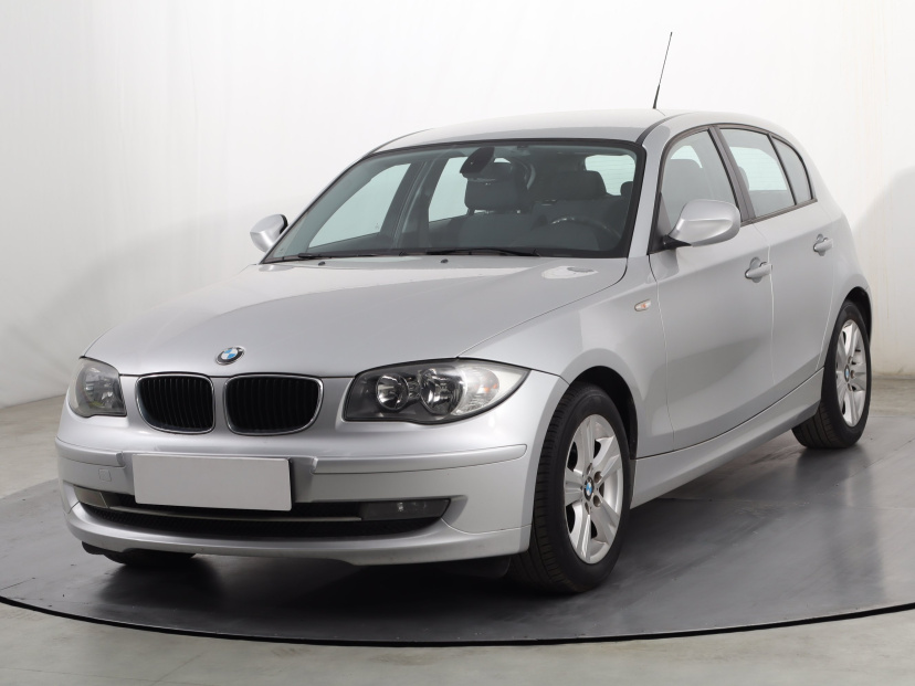 BMW 1, 2011