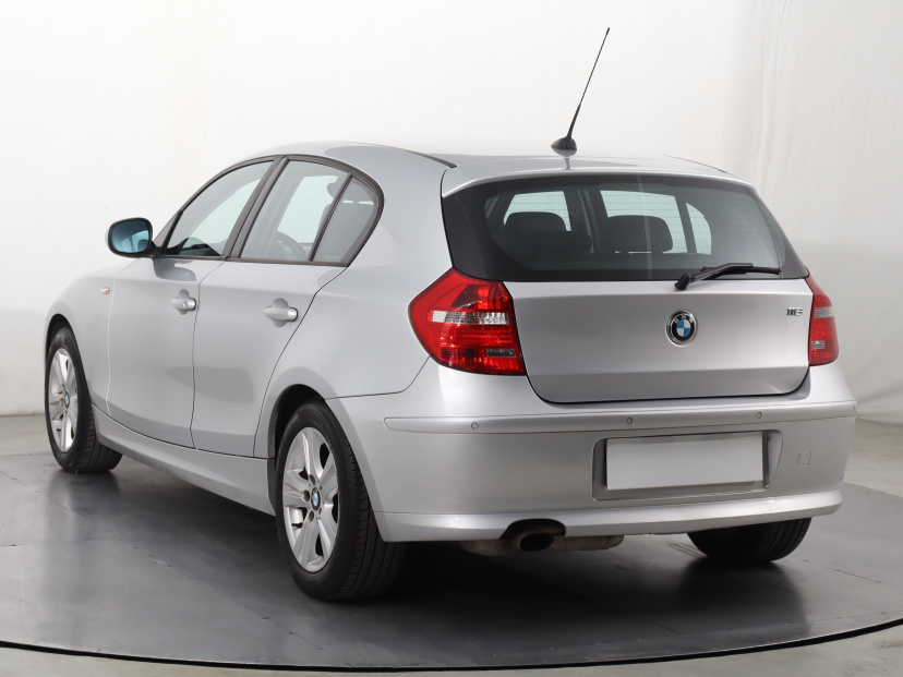 BMW 1, 2011