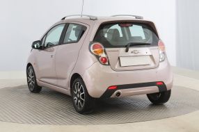 Chevrolet Spark - 2010