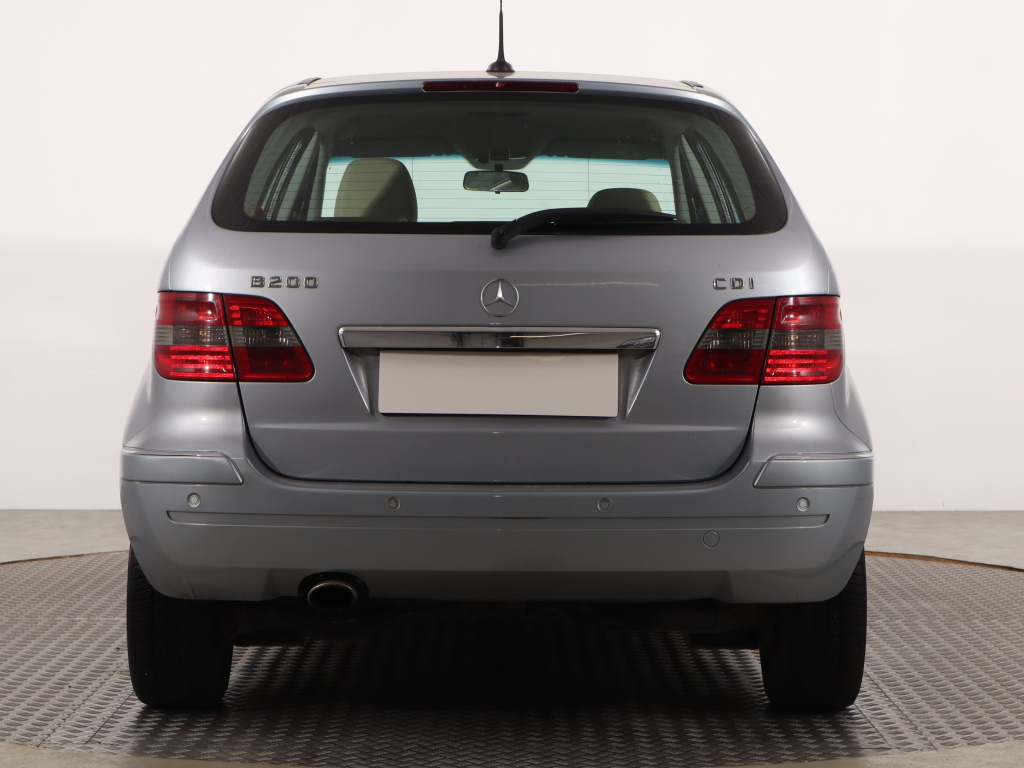 Mercedes-Benz B